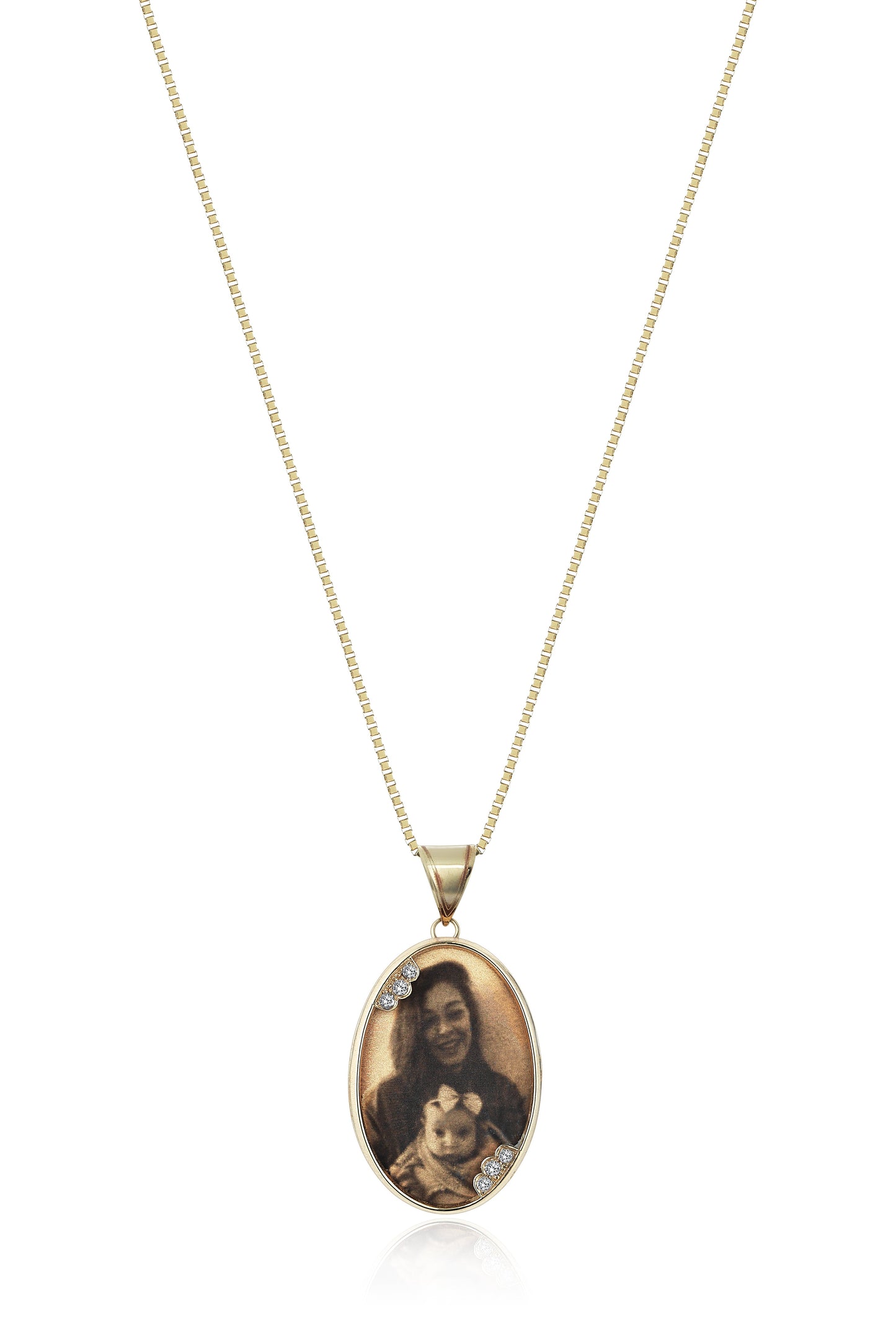 Picture Gold Necklace Oval