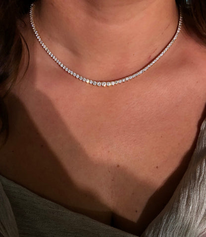 Three Prong Half Round Waterway Necklace