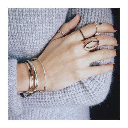 Faye Noir Ring